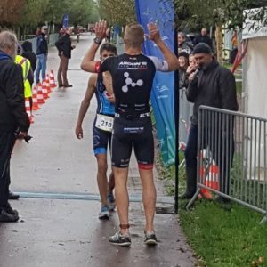 L’image du jour… MAGNIFIQUE Triathlon d’Ardres Guillaume 4ème et 2ème…