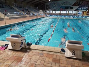 Parité totale pour ce premier entraînement piscine adultes depuis…