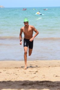 Bienvenue à Yasser Mahissine, jeune triathlète marocain de 21…